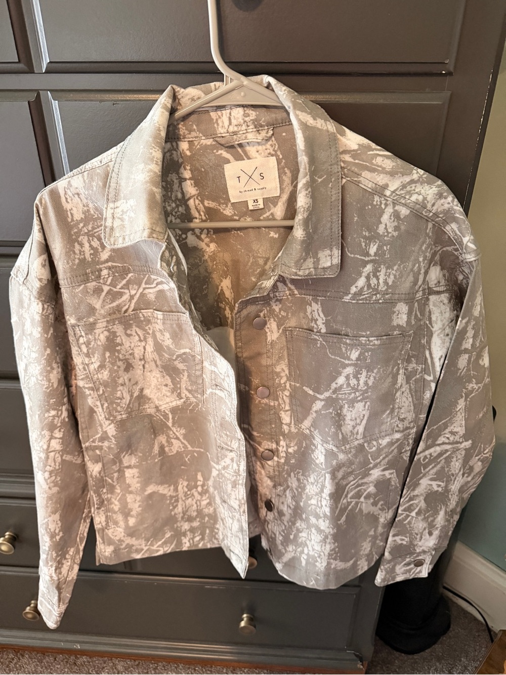 XS Women's Camo Jean Jacket in Gray & White by